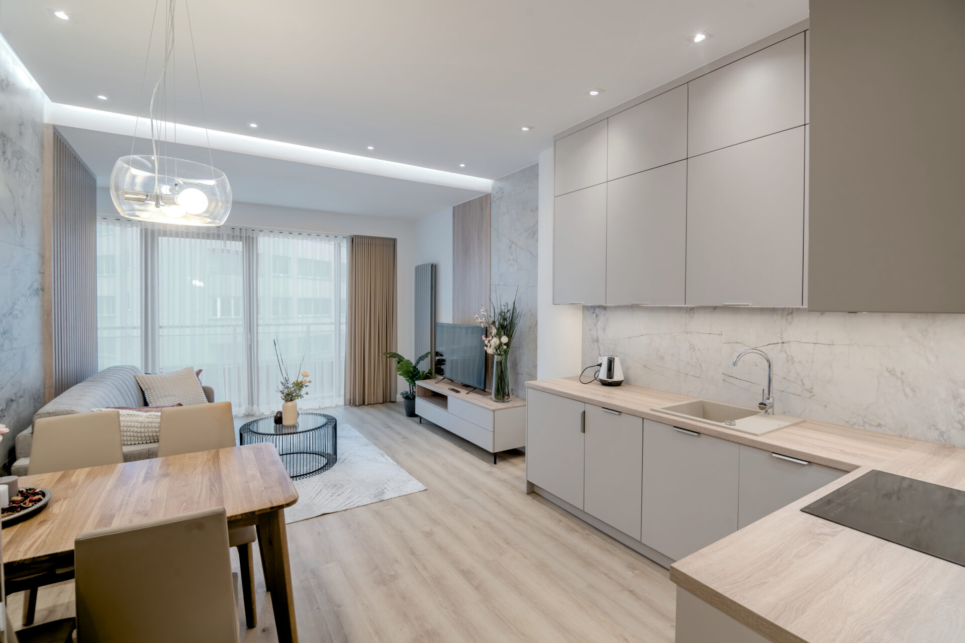 APARTAMENT 2 W HANZA TOWER