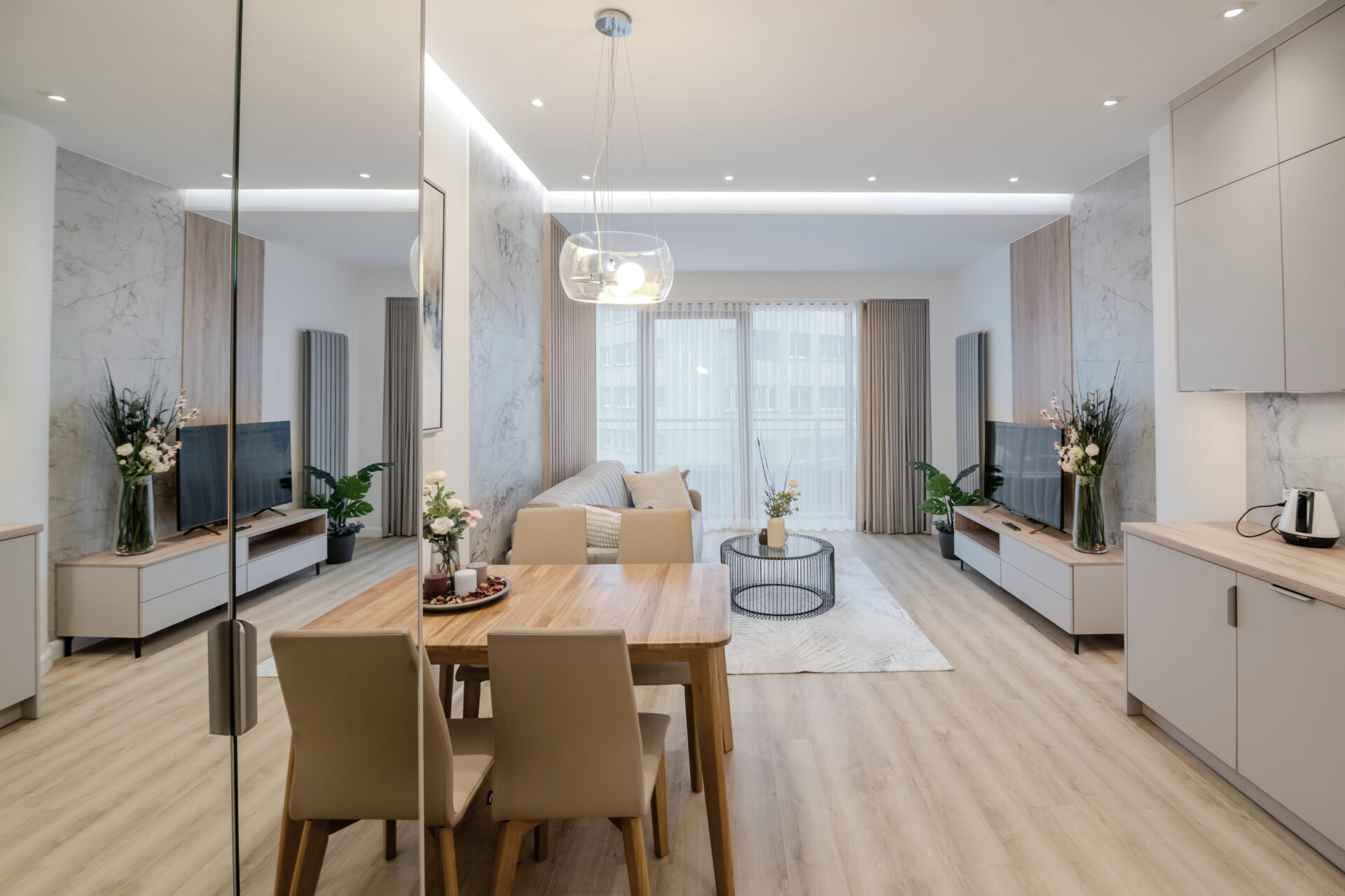 APARTAMENT 2 W HANZA TOWER